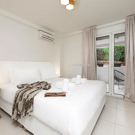 Mystique One Bedroom Apartment By Blupine Athens Exterior photo