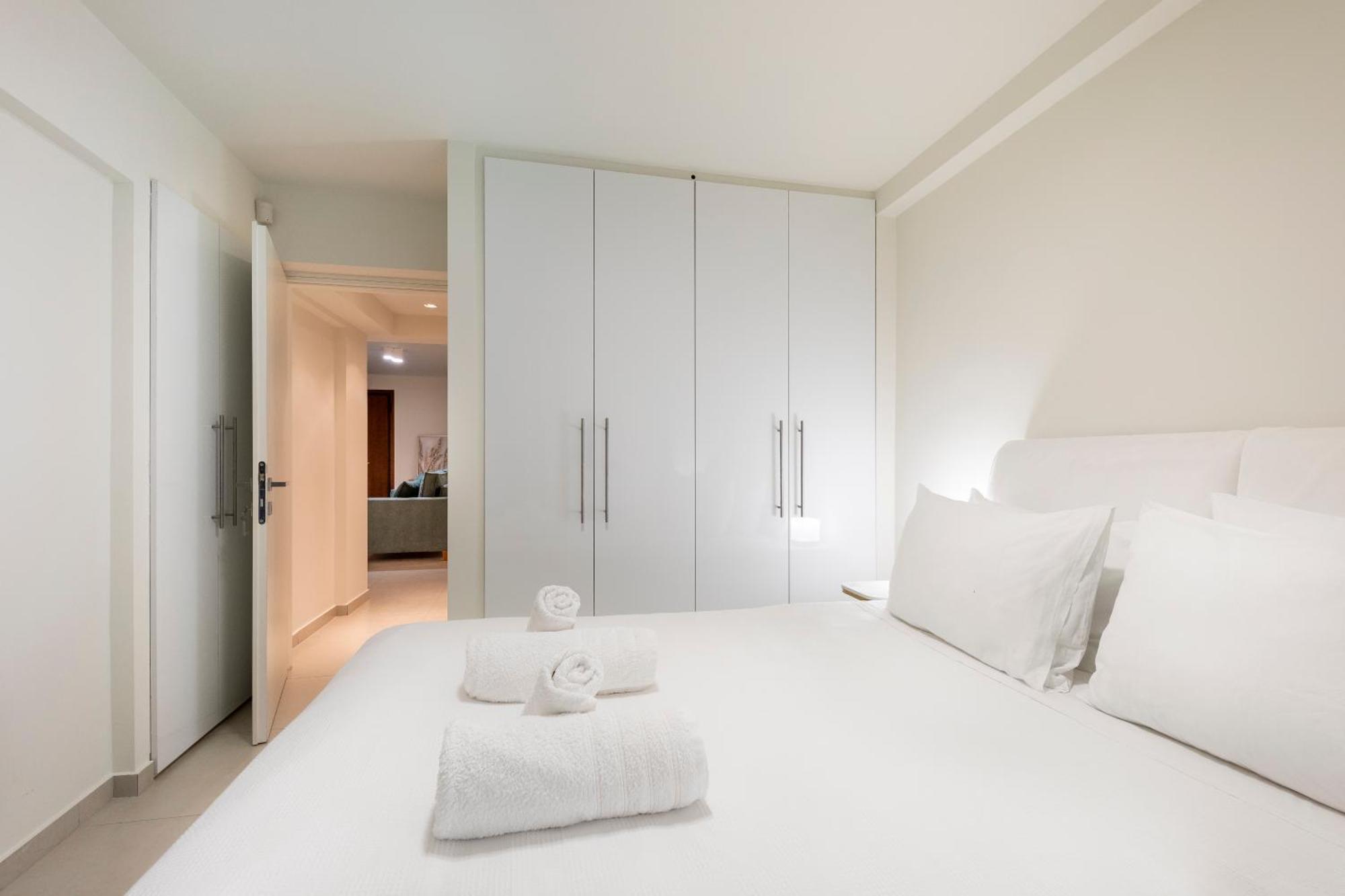 Apartment Mystique One Bedroom By Blupine